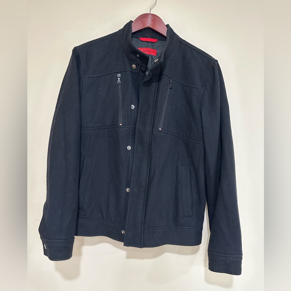 Men’s Alfani black zip up jacket. Size small